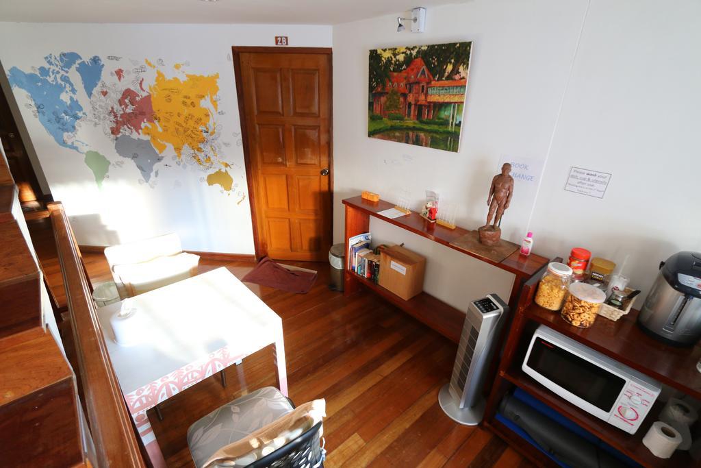 Chanchala Cafe & Hostel HHQ Eksteriør bilde